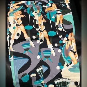 Loudmouth Galaxy Girls Short Size 40